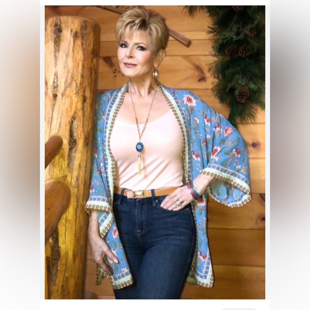 Max Edition Short Sleeve Cardigan Kimono Floral Pattern - Size S